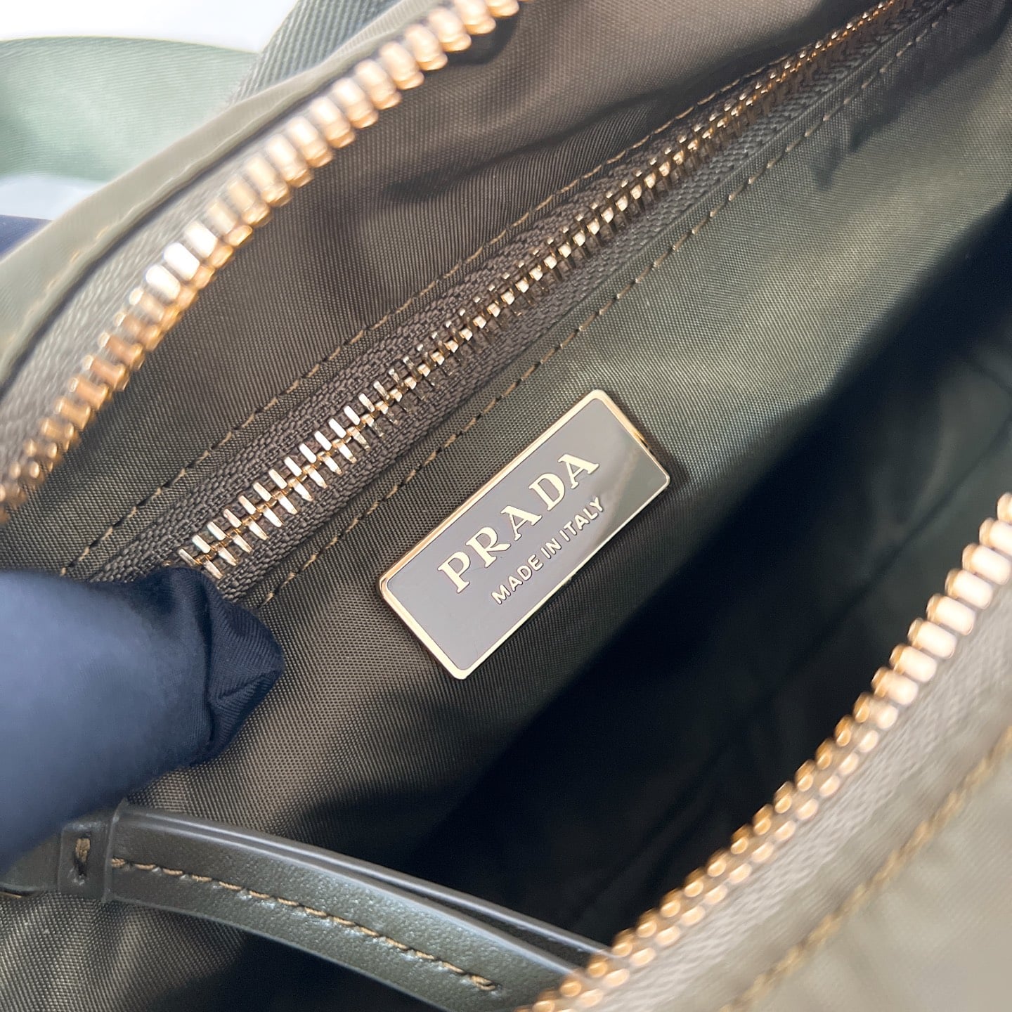 Explore - 1BC264 - темно-зеленый Prada 1BC264