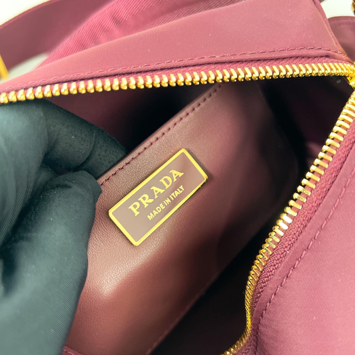 Explore - 1BH232 - бордовый Prada 1BH232