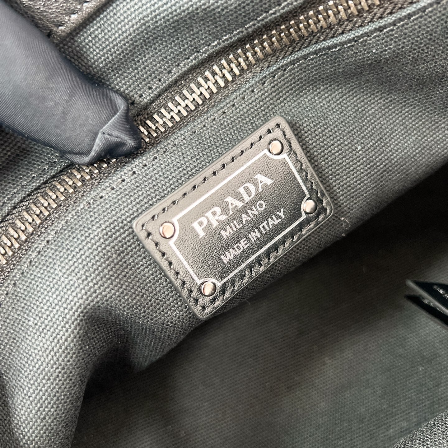 Explore - 1BG645 - черный - B50923 Prada 1BG645