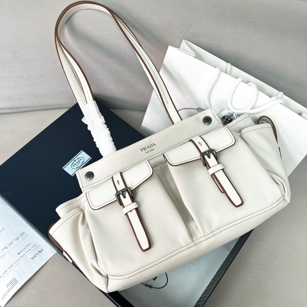 Explore - 1BG645 - EAFB17 Prada 1BG645