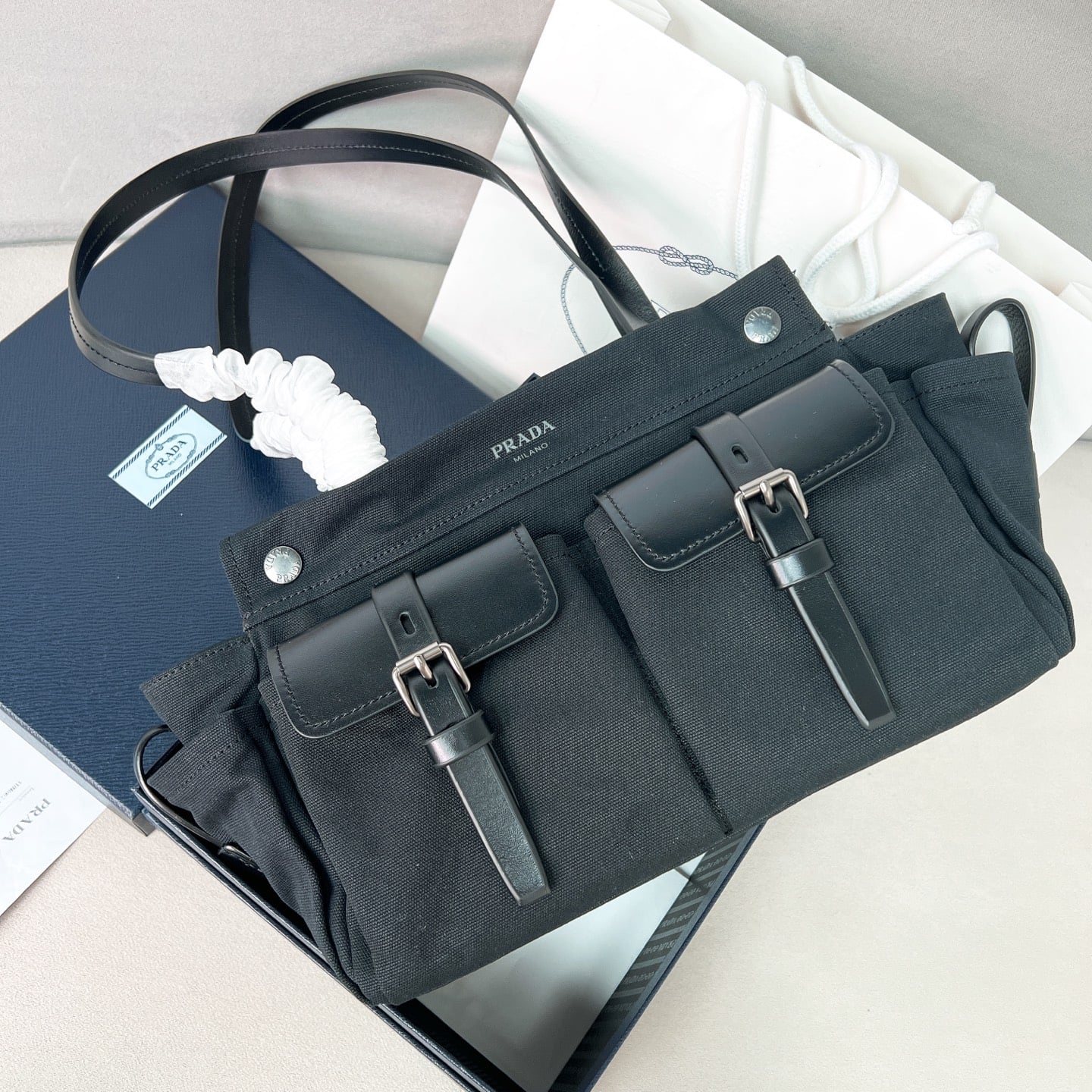 Explore - 1BG645 - черный - 8C8782 Prada 1BG645