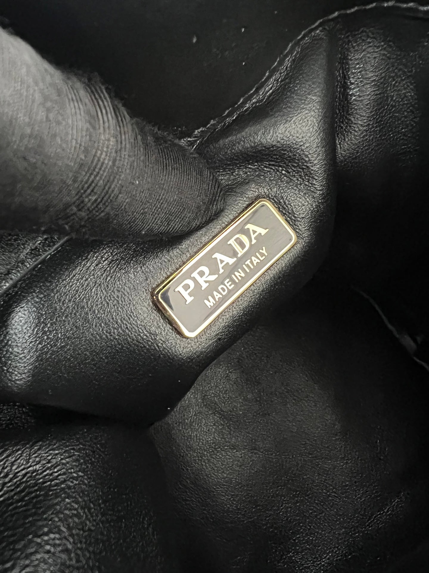 Nappa Bucket - 1BE088 - CA1CBD Prada 1BE088