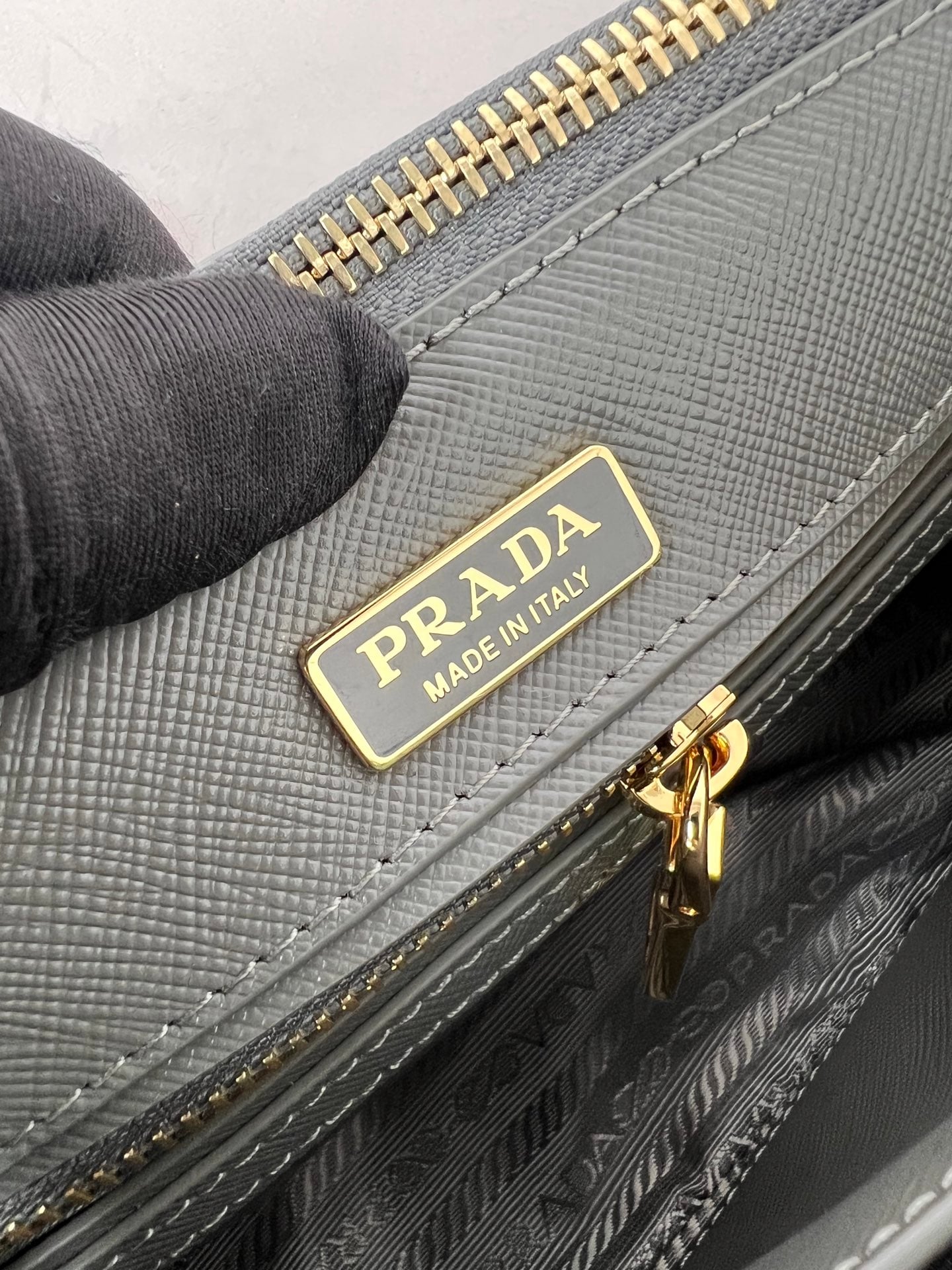 Bag - 1BA916 - серый Prada 1BA916