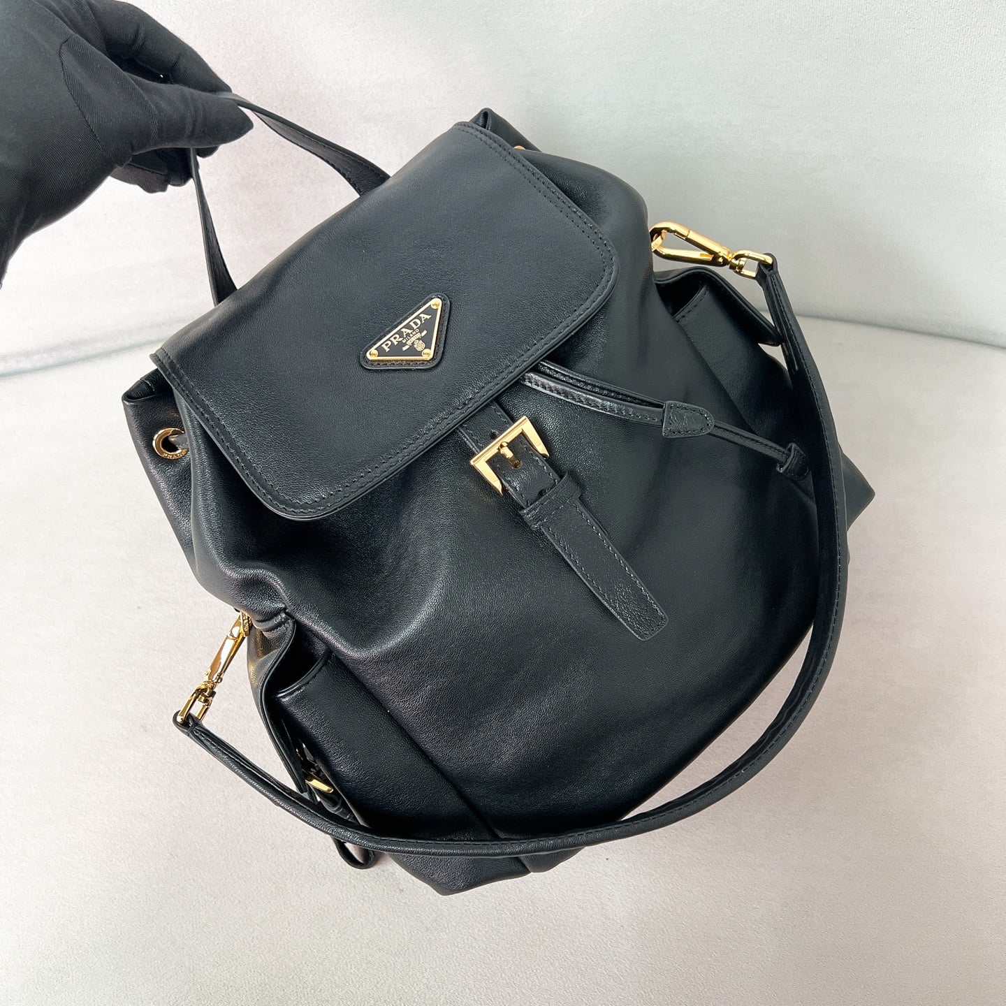 Explore - 1BZ080 - черный Prada 1BZ080