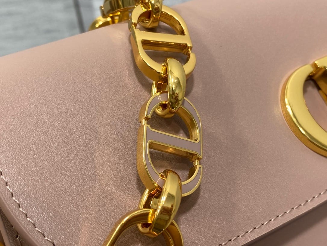 30Montaigne Avenue Dior 8