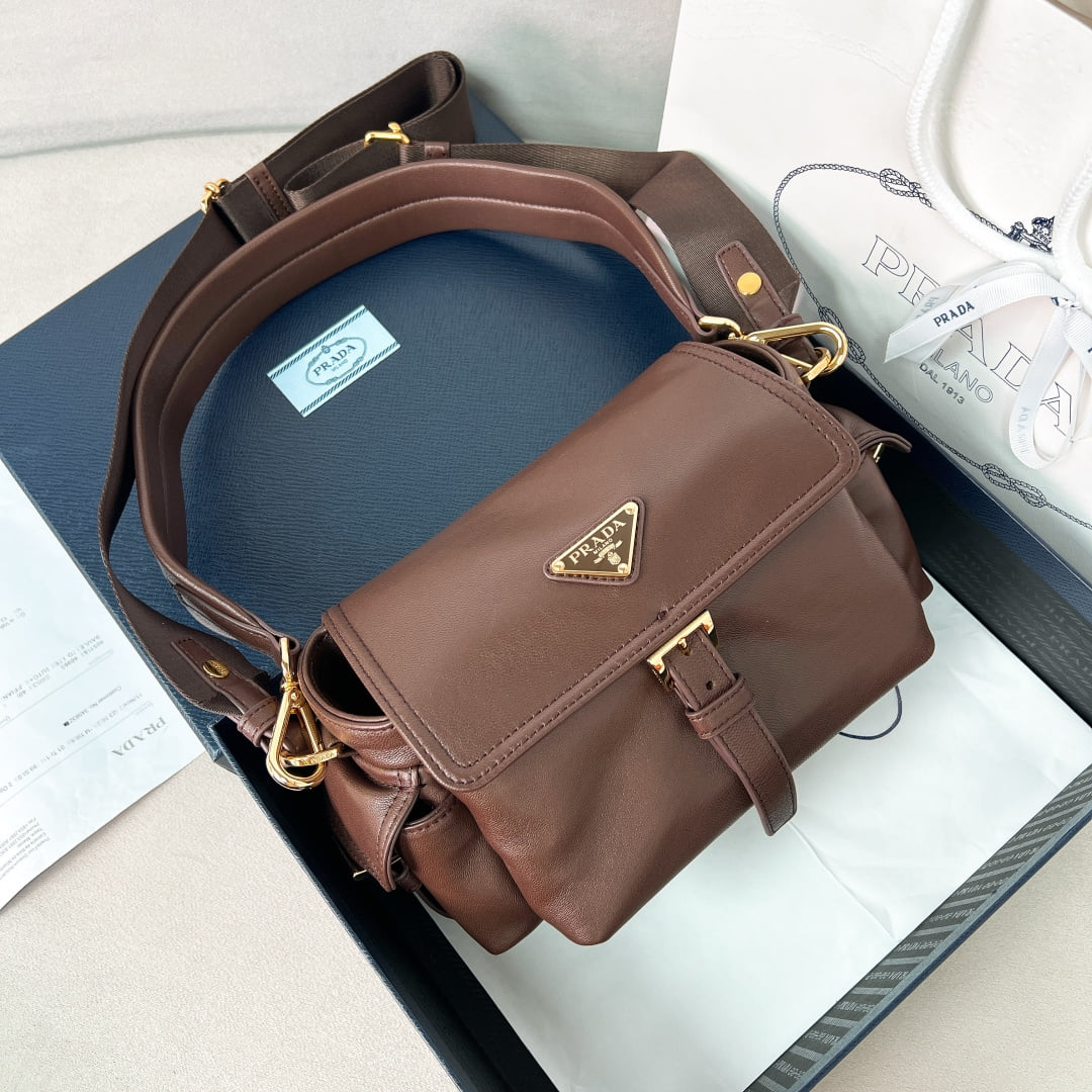 Explore - 1BD413 Prada 1BD413