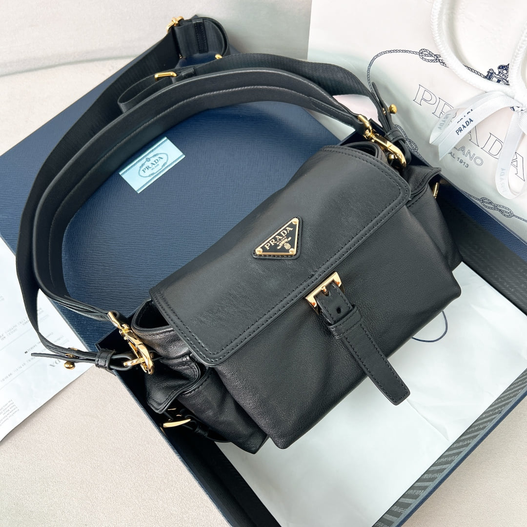 Explore - 1BD413 - черный - 381B84 Prada 1BD413