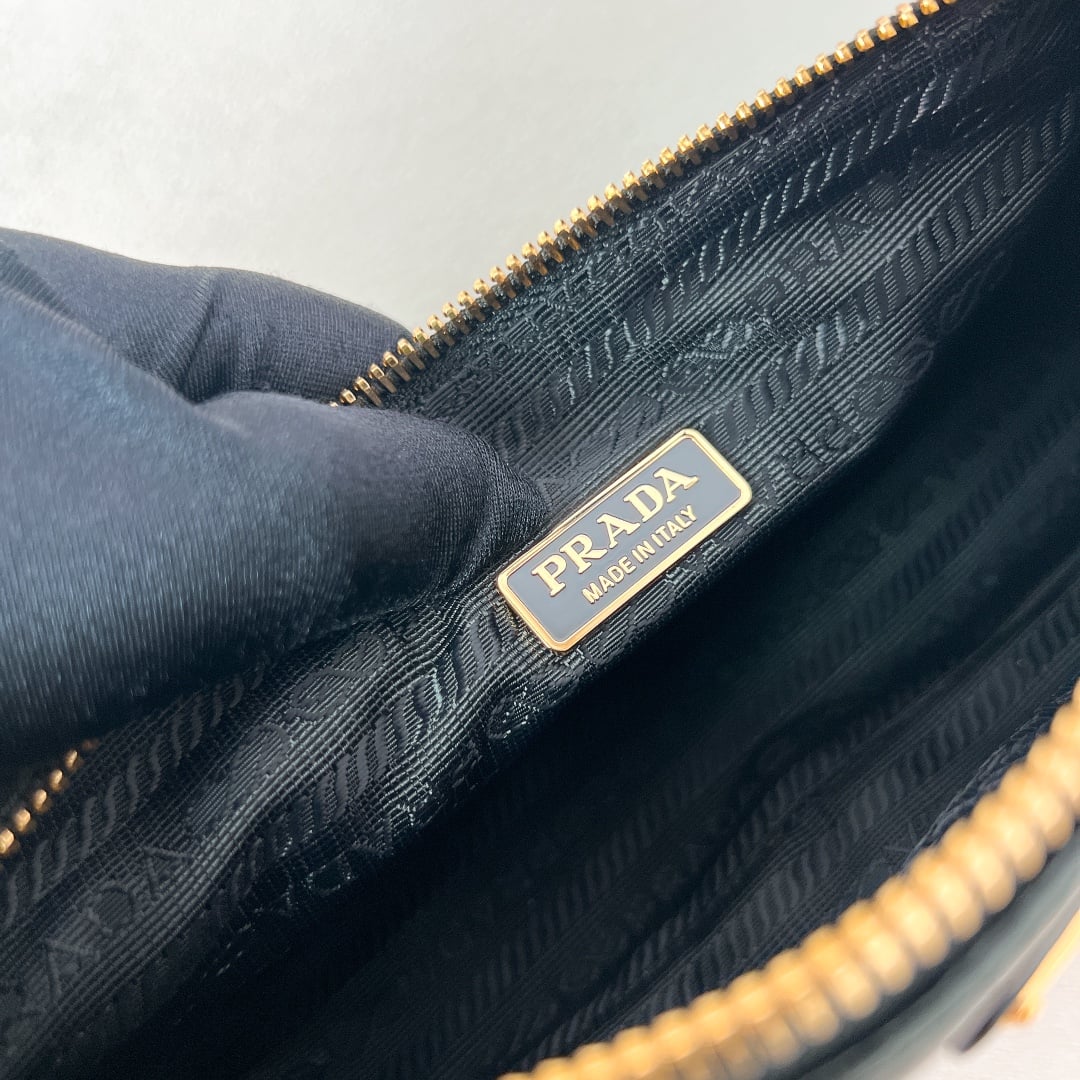 Baguette - 1BC201 Prada 1BC201