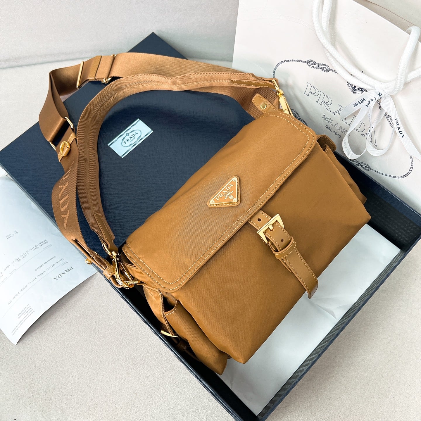 Explore - 1BD394 - песочный Prada 1BD394