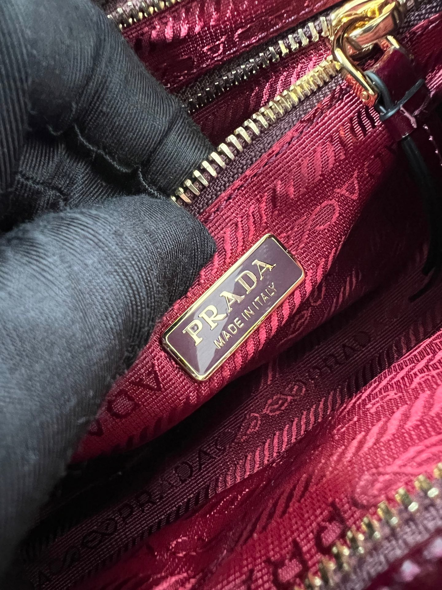 Bonnie LuxSoft - 1BA486 - бордовый Prada 1BA486