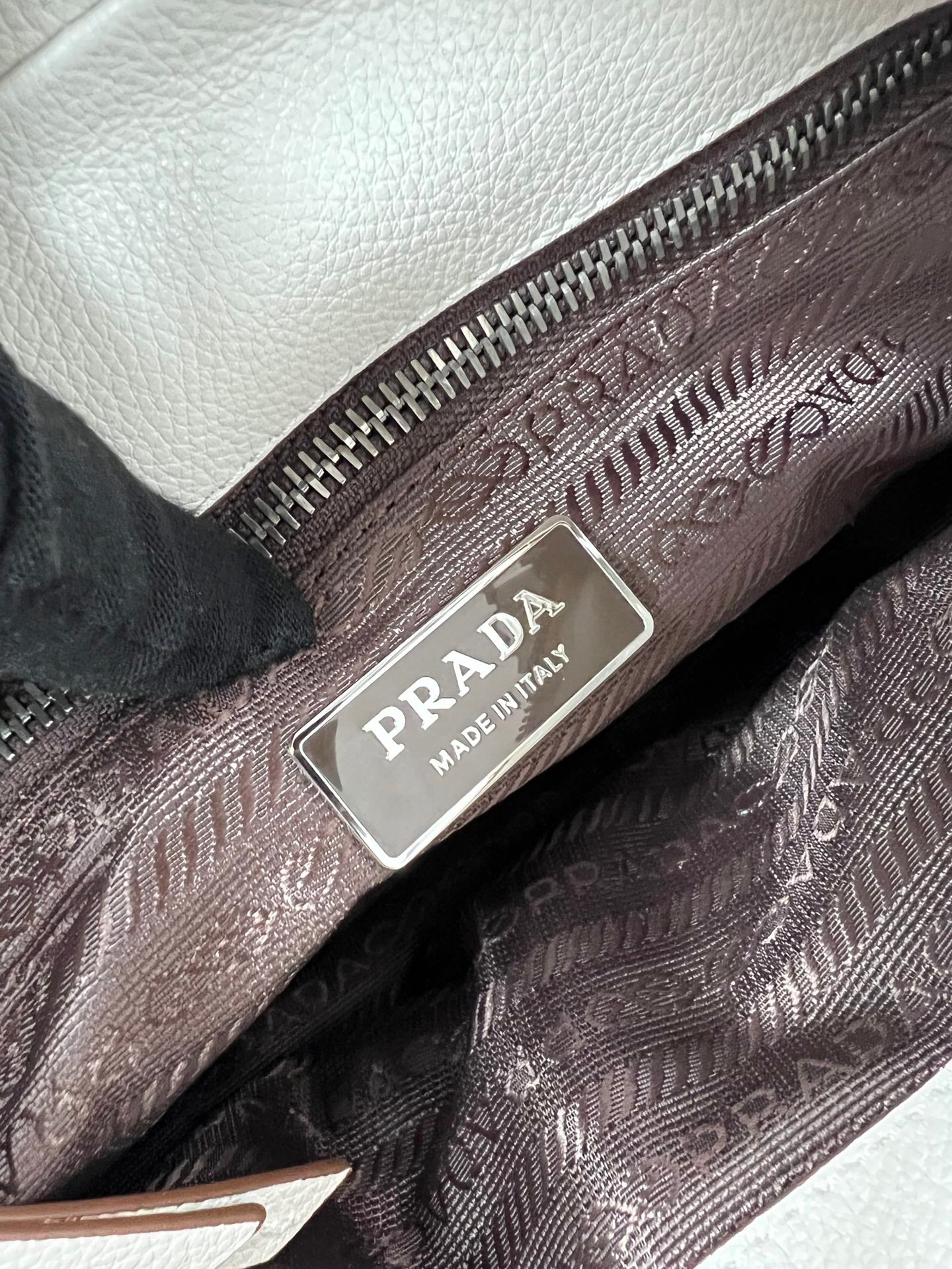 Bonnie - 1BG628 - белый Prada 1BG628