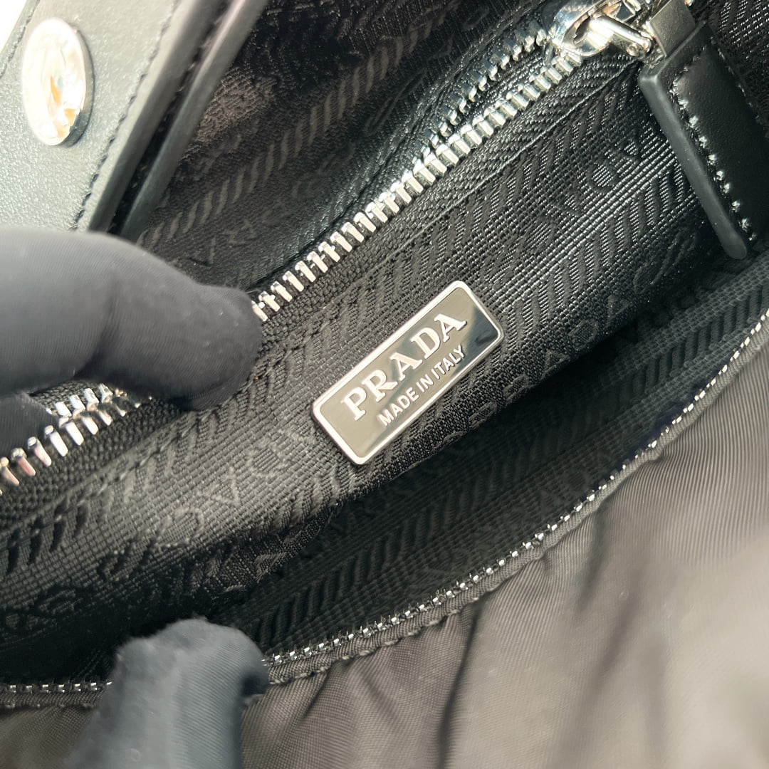 Lunch Box - 1BC302 - черный - F8FE39 Prada 1BC302
