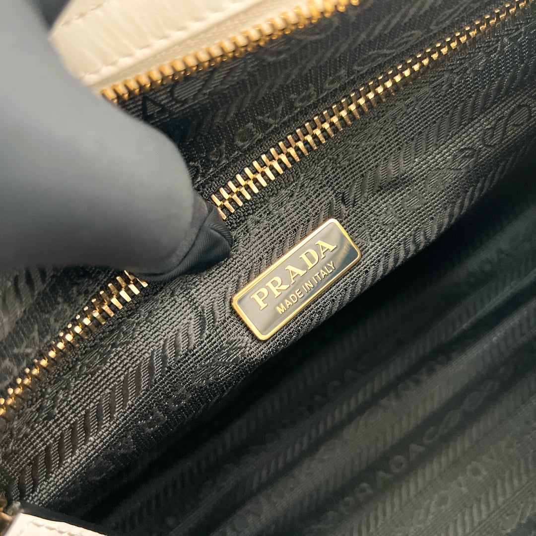 Bonnie - 1BC297 - белый Prada 1BC297