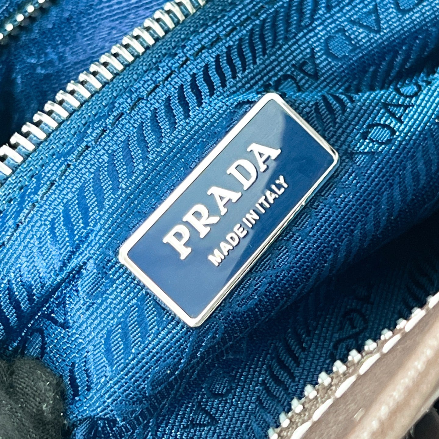 Bonnie - 1BA433 - 4AF74F Prada 1BA433