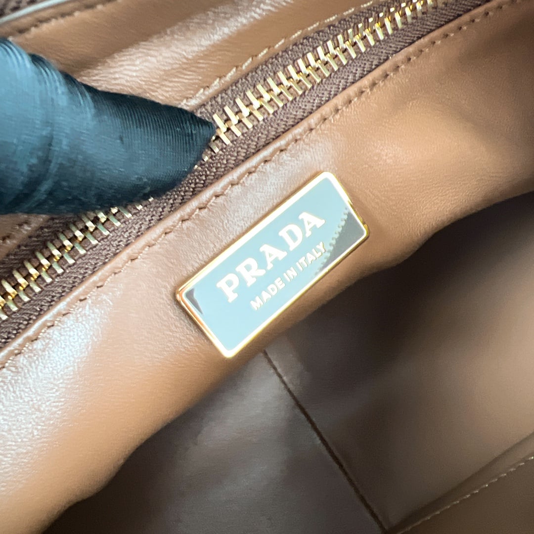 Shoulder Bag - 1BC229 - 2C6A00 Prada 1BC229