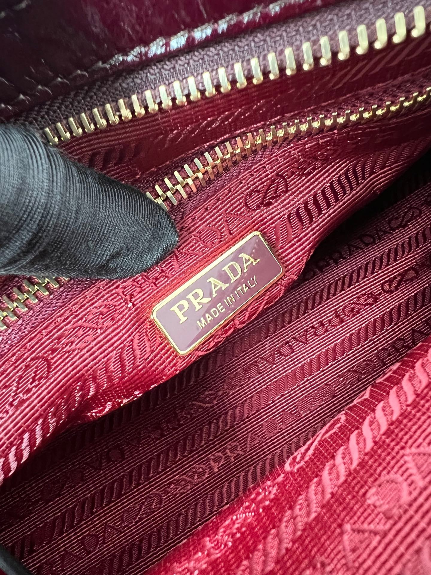LuxSoft - 1BH215 - бордовый - 5ADA80 Prada 1BH215