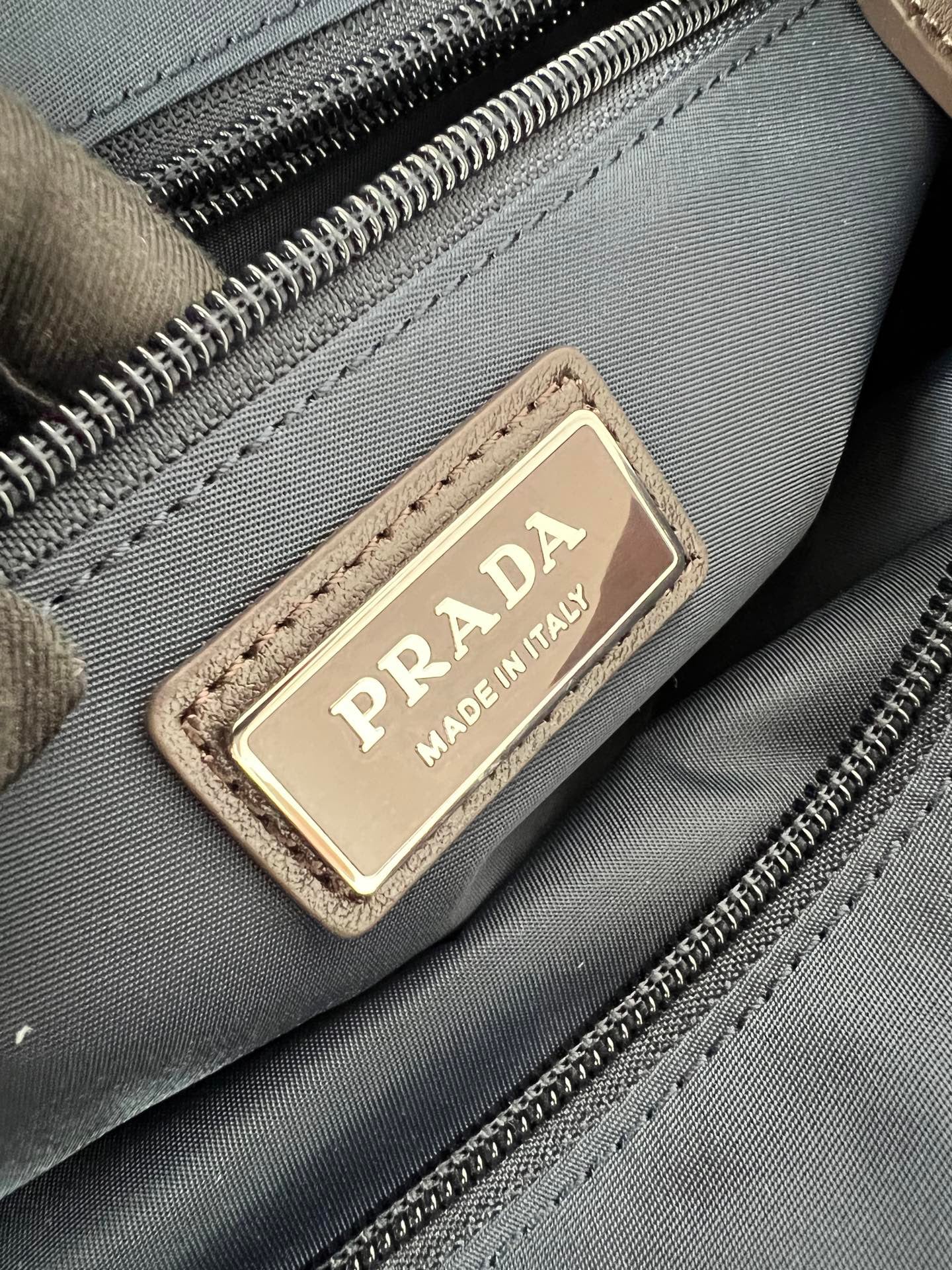 Explore - 2VD081 - синий Prada 2VD081