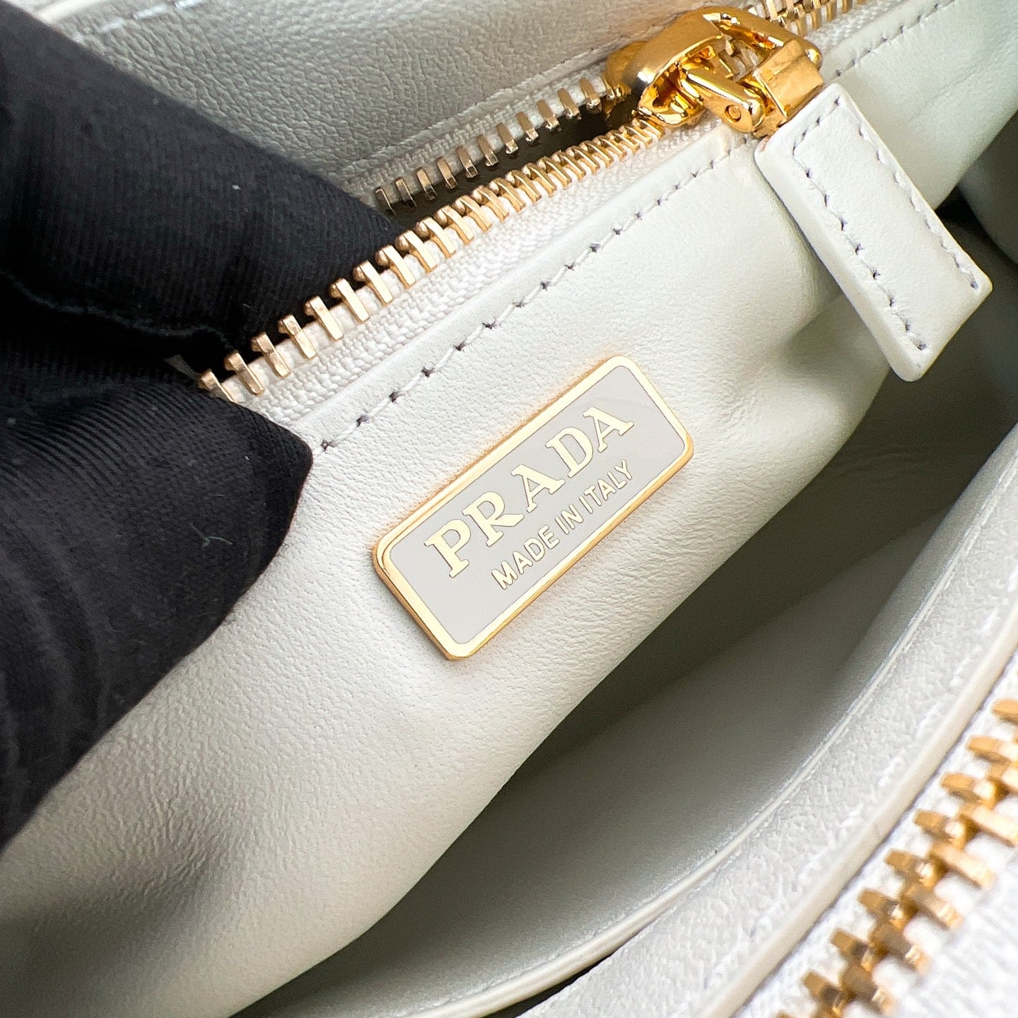 Bag - 1BA457 - белый - A17B97 Prada 1BA457