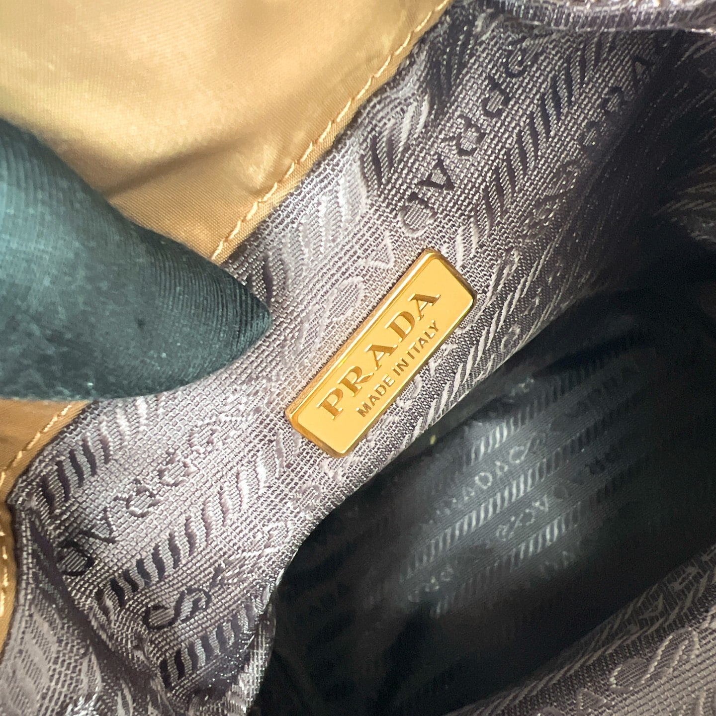 Quilt - 1BH038 - FE7E6F Prada 1BH038