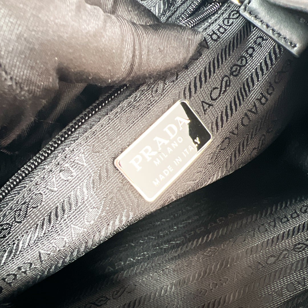 Backpack - 1BZ832 - черный Prada 1BZ832