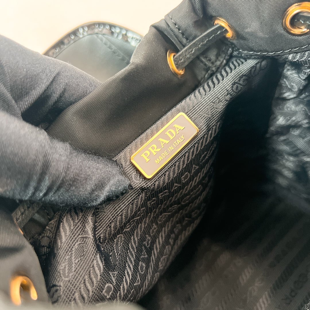 Backpack - 1BZ075 - черный Prada 1BZ075