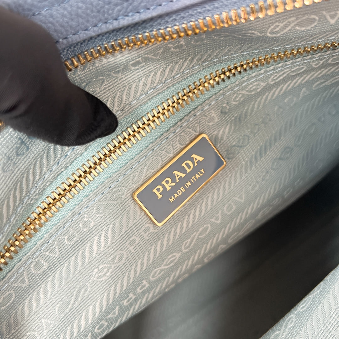 Bonnie - 1BA433 - синий Prada 1BA433