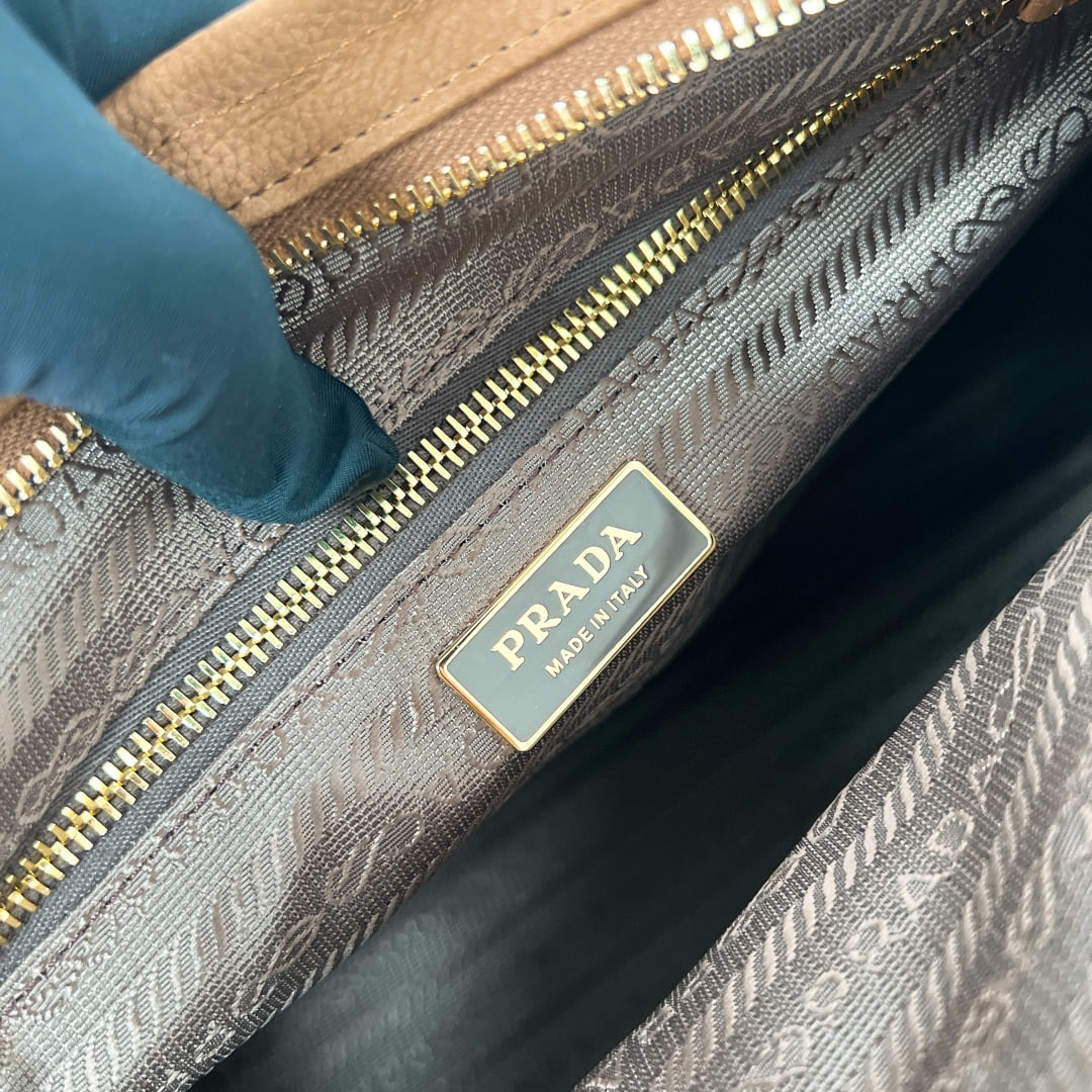 Bonnie - 1BA433 - коричневый Prada 1BA433