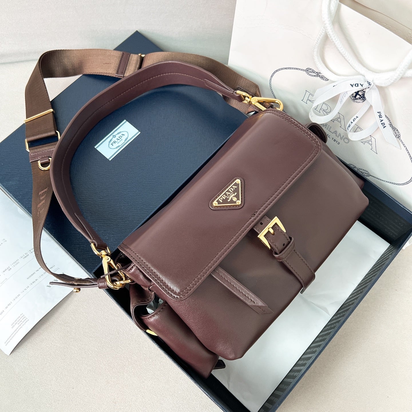 Explore - 1BD394 - 72C726 Prada 1BD394