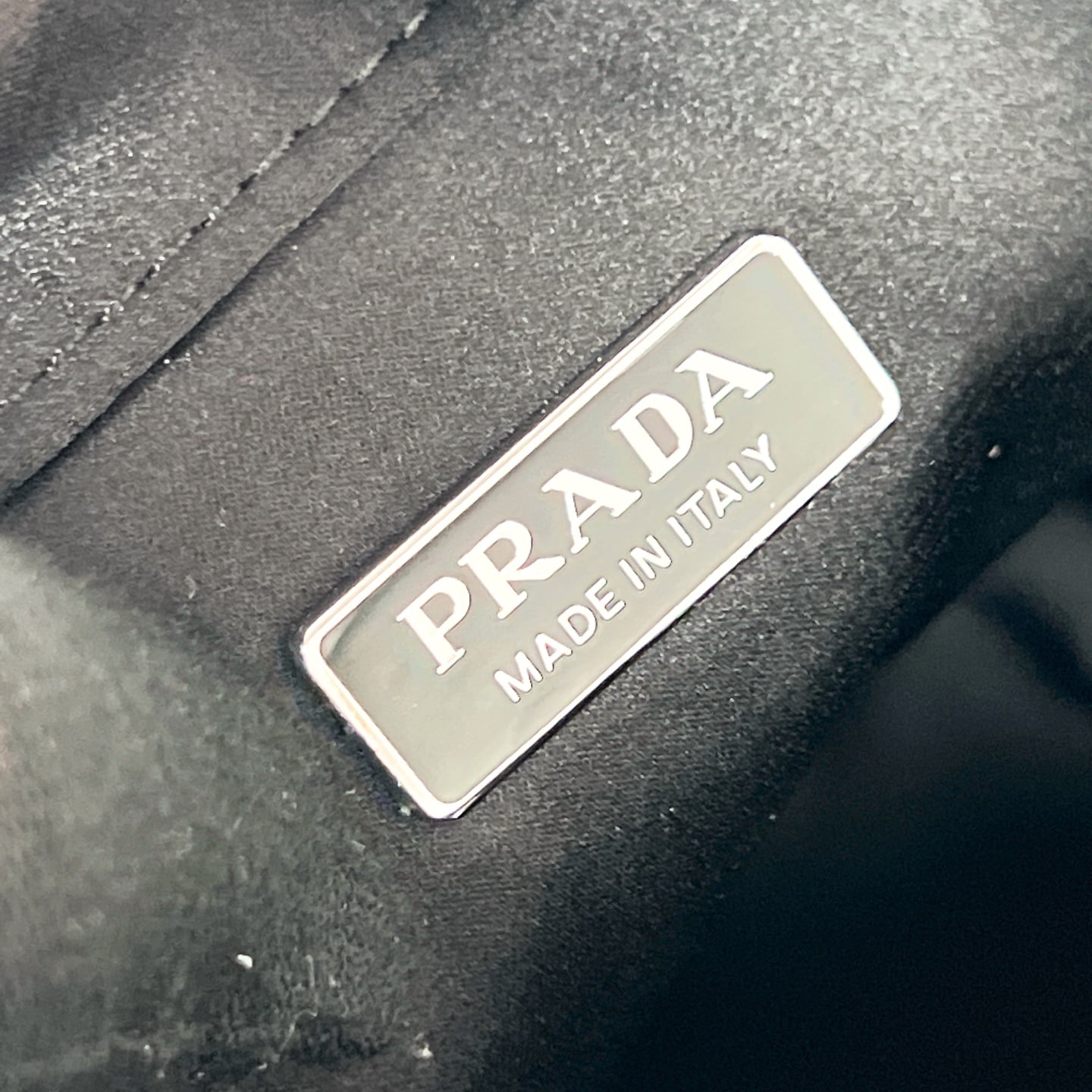 Bucket - 1BE067 - черный - BAA303 Prada 1BE067