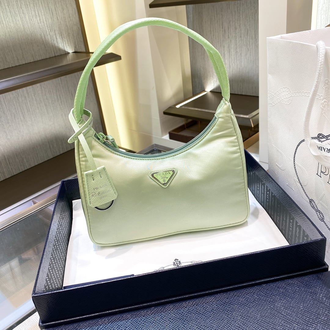 Re-Edition 2000 - 1NE515 - мятный Prada 1NE515