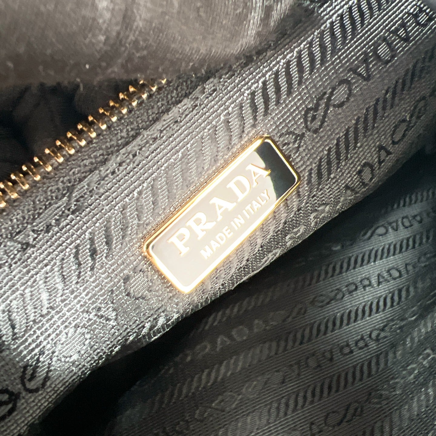 Mariner - 1BE082 - C6CA42 Prada 1BE082