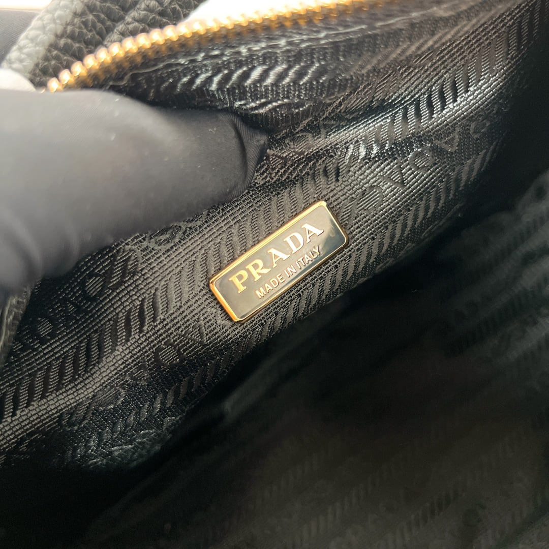 Shoulder Bag - 1BC277 - черный Prada 1BC277