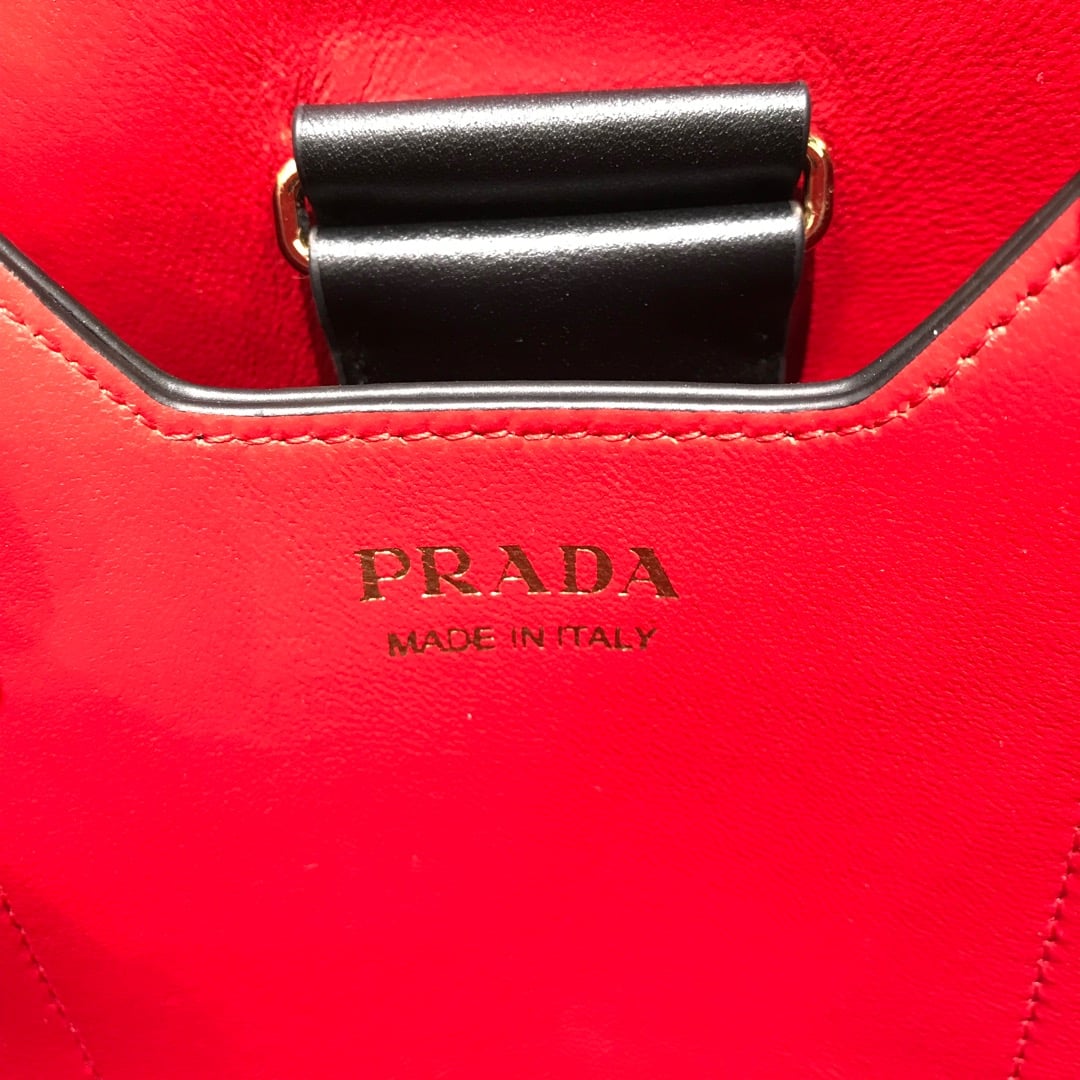 Bucket - 1BA217 - черный Prada 1BA217
