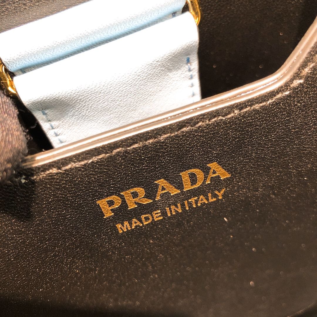 Bucket - 1BA217 - 3B99F2 Prada 1BA217