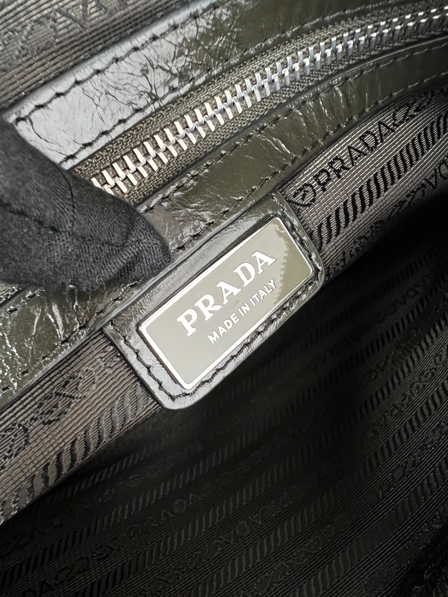 Shoulder Bag - 2VH187 - D67626 Prada 2VH187