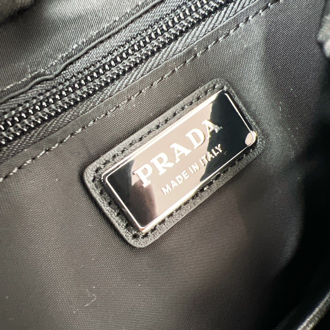 Backpack - 2VZ111 - черный Prada 2VZ111