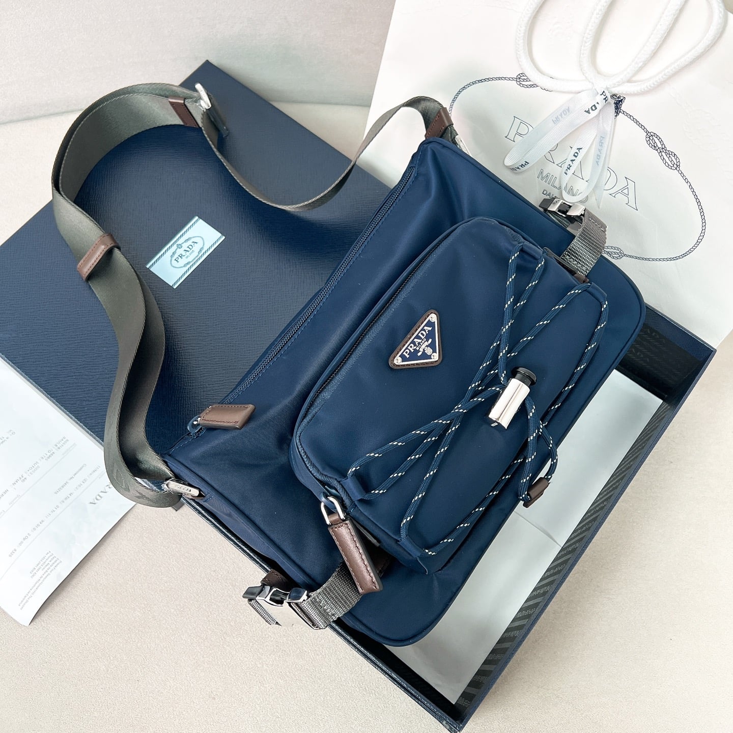 Shoulder Bag - 2VH192 - синий Prada 2VH192