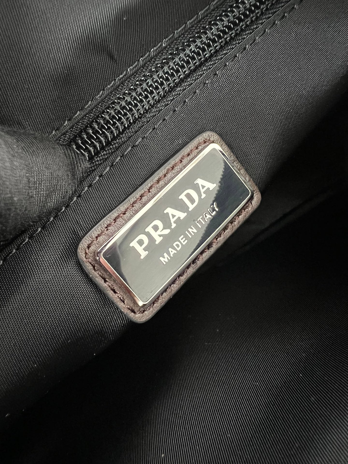 Shoulder Bag - 2VH192 - черный Prada 2VH192