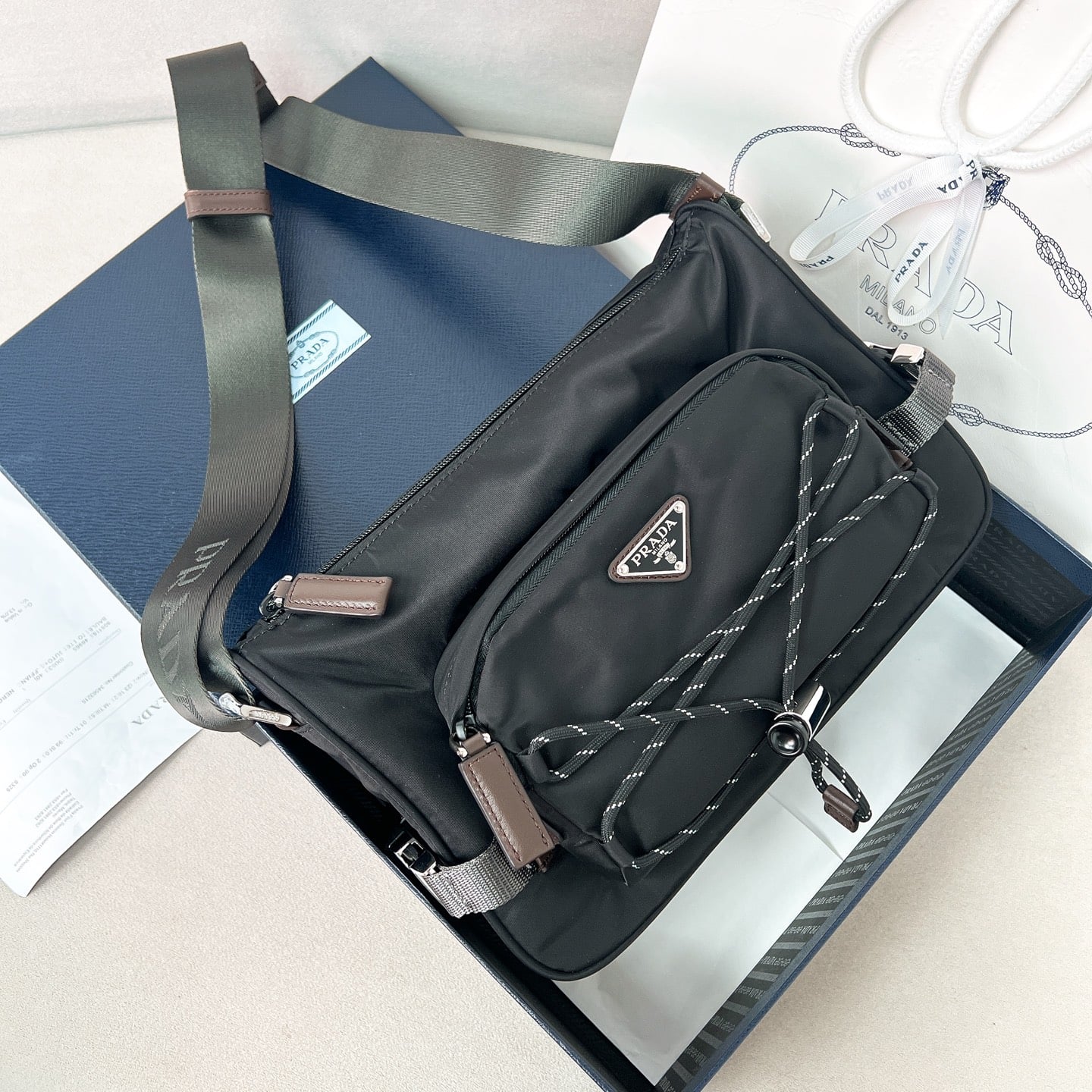 Shoulder Bag - 2VH192 - черный Prada 2VH192
