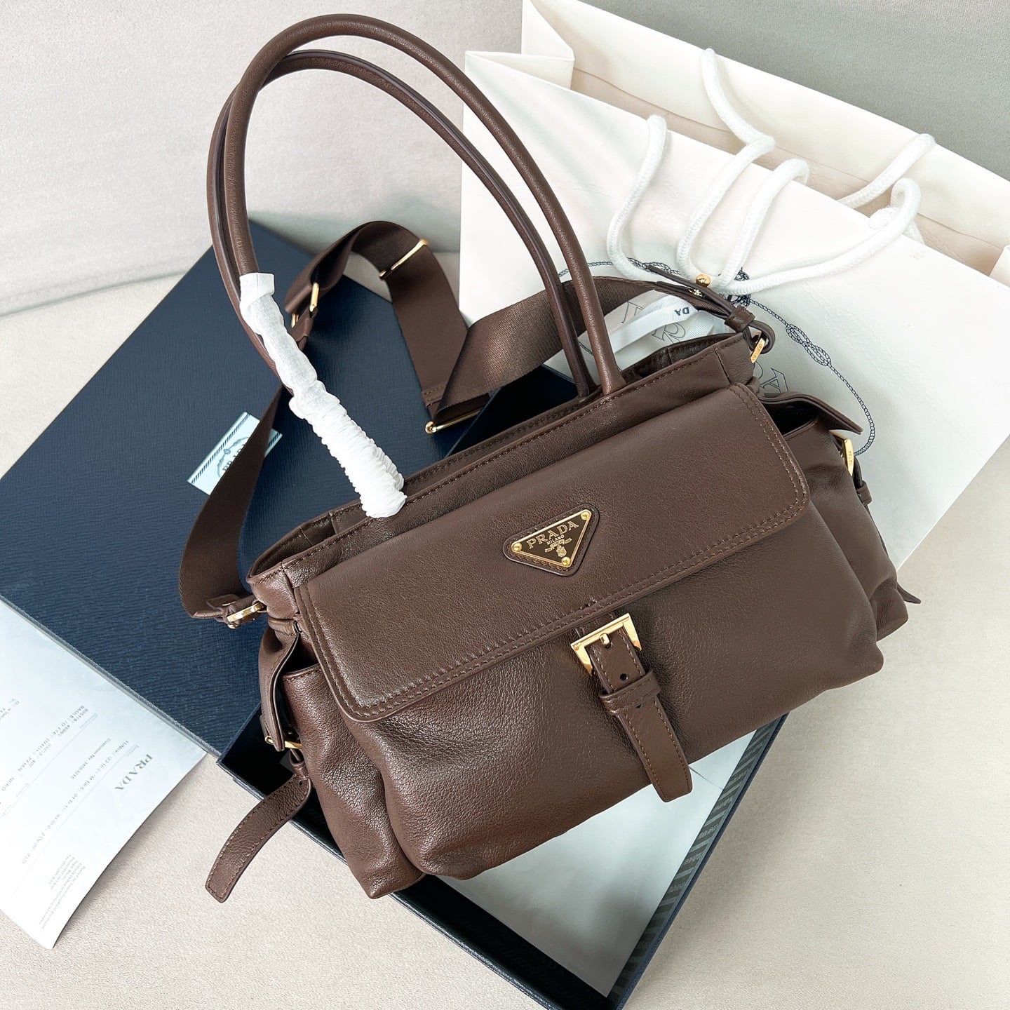 Explore - 1BG596 - E7D860 Prada 1BG596