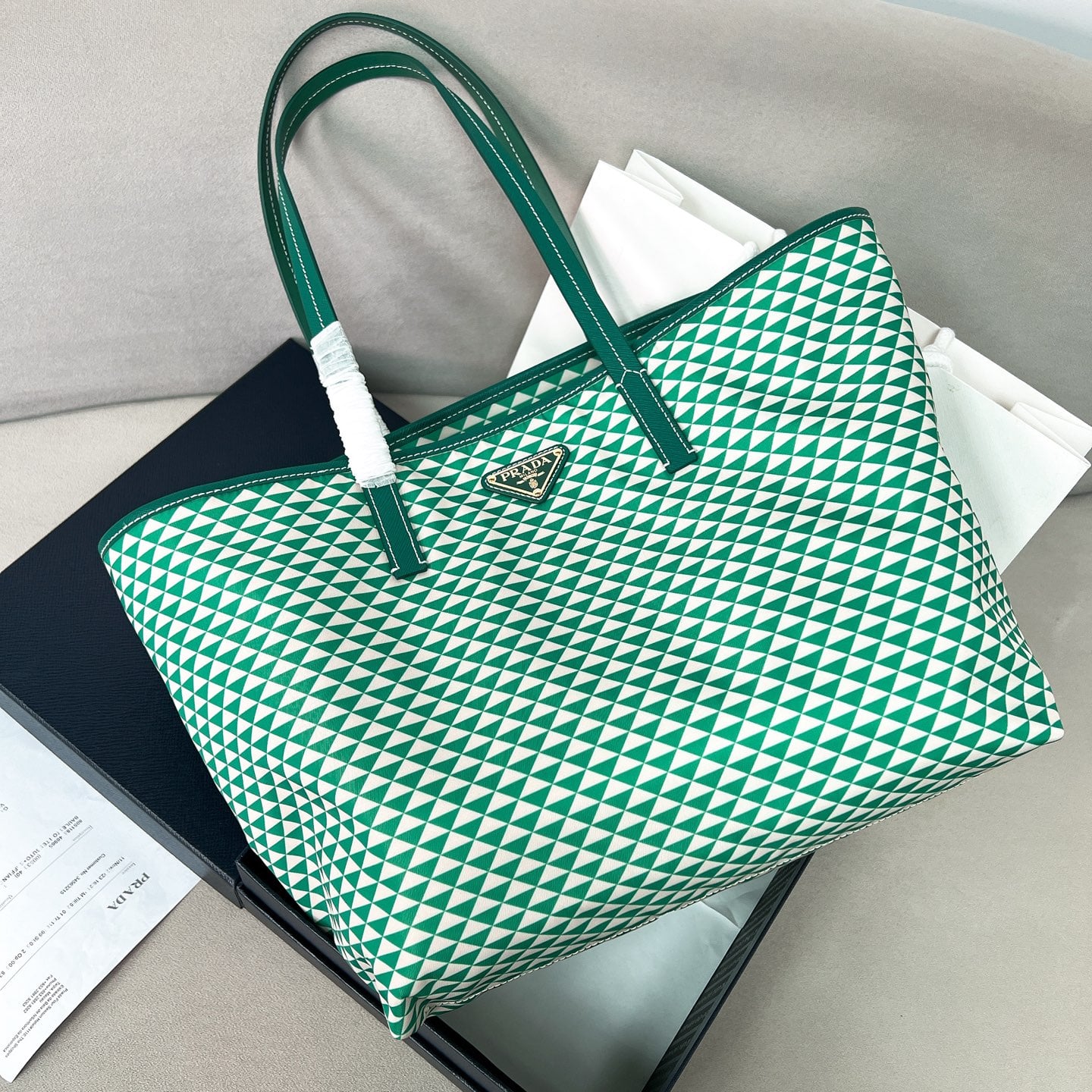 Symbole - 1BG552 - C8088B Prada 1BG552