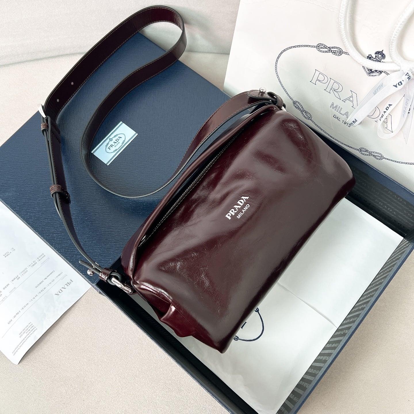 Bag - 2VH188 - коричневый Prada 2VH188