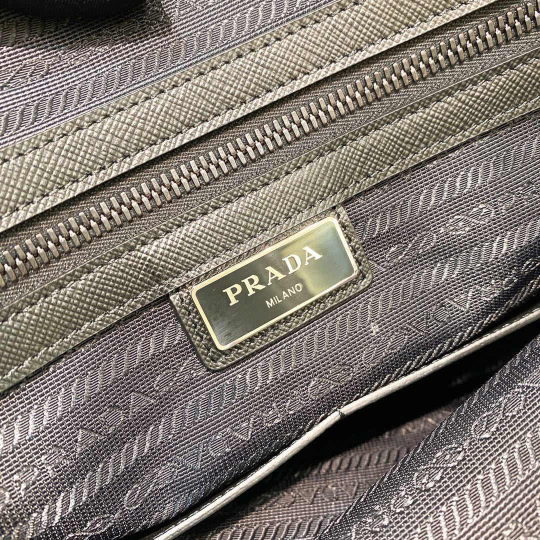 Briefcase - 2VE005 - черный Prada 2VE005