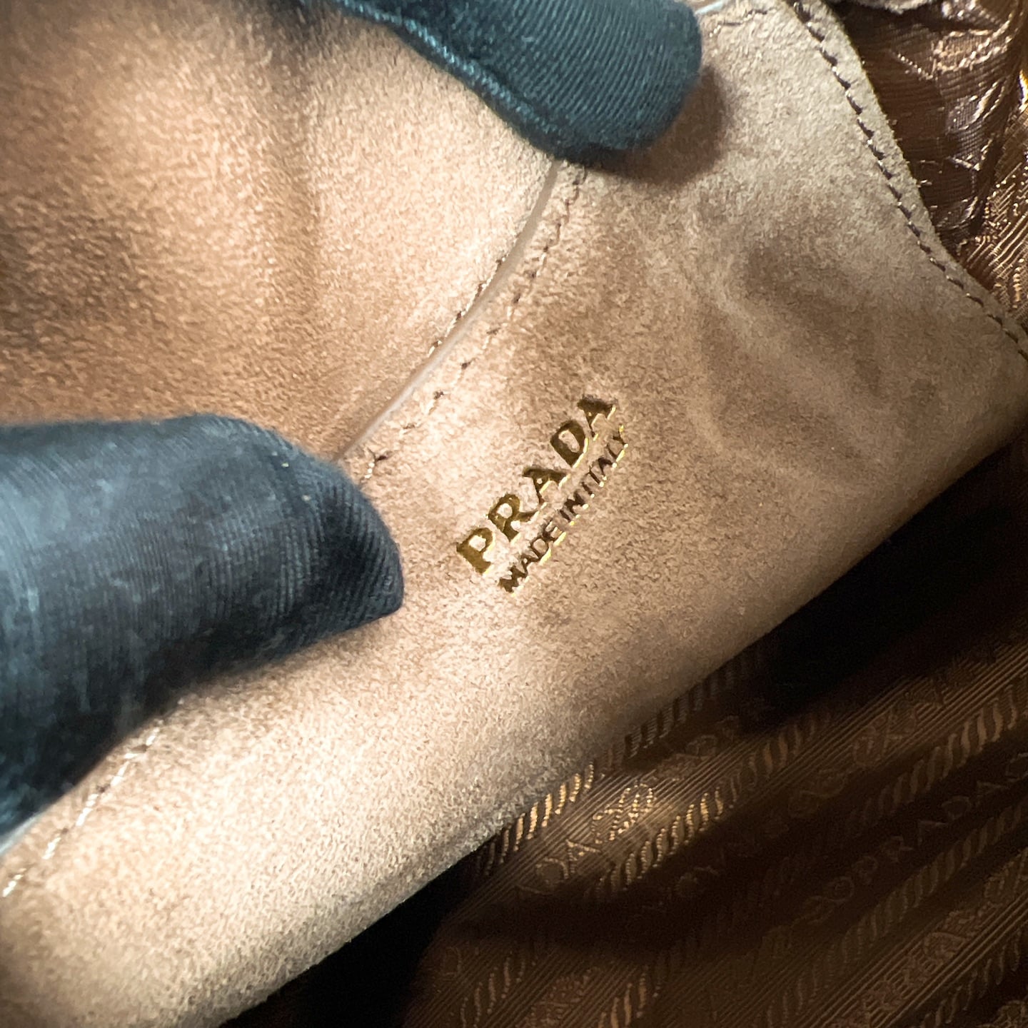 Bucket - 1BE087 - карамельный Prada 1BE087