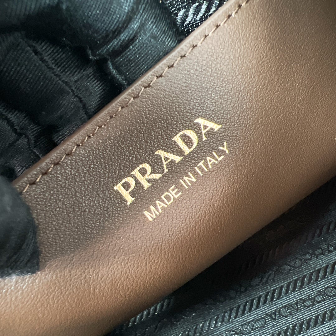 Lunch Box - 1BA451 - 093FBB Prada 1BA451