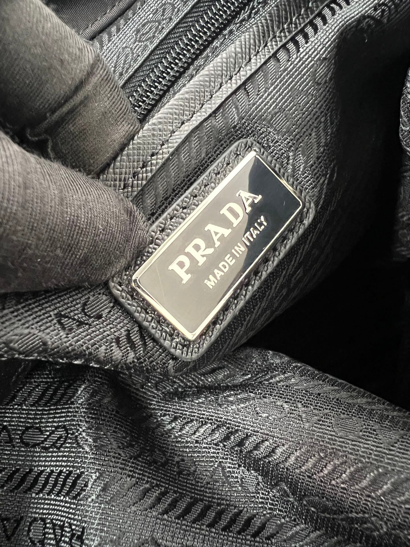 Backpack - 2VZ110 - черный - 3BC3CC Prada 2VZ110