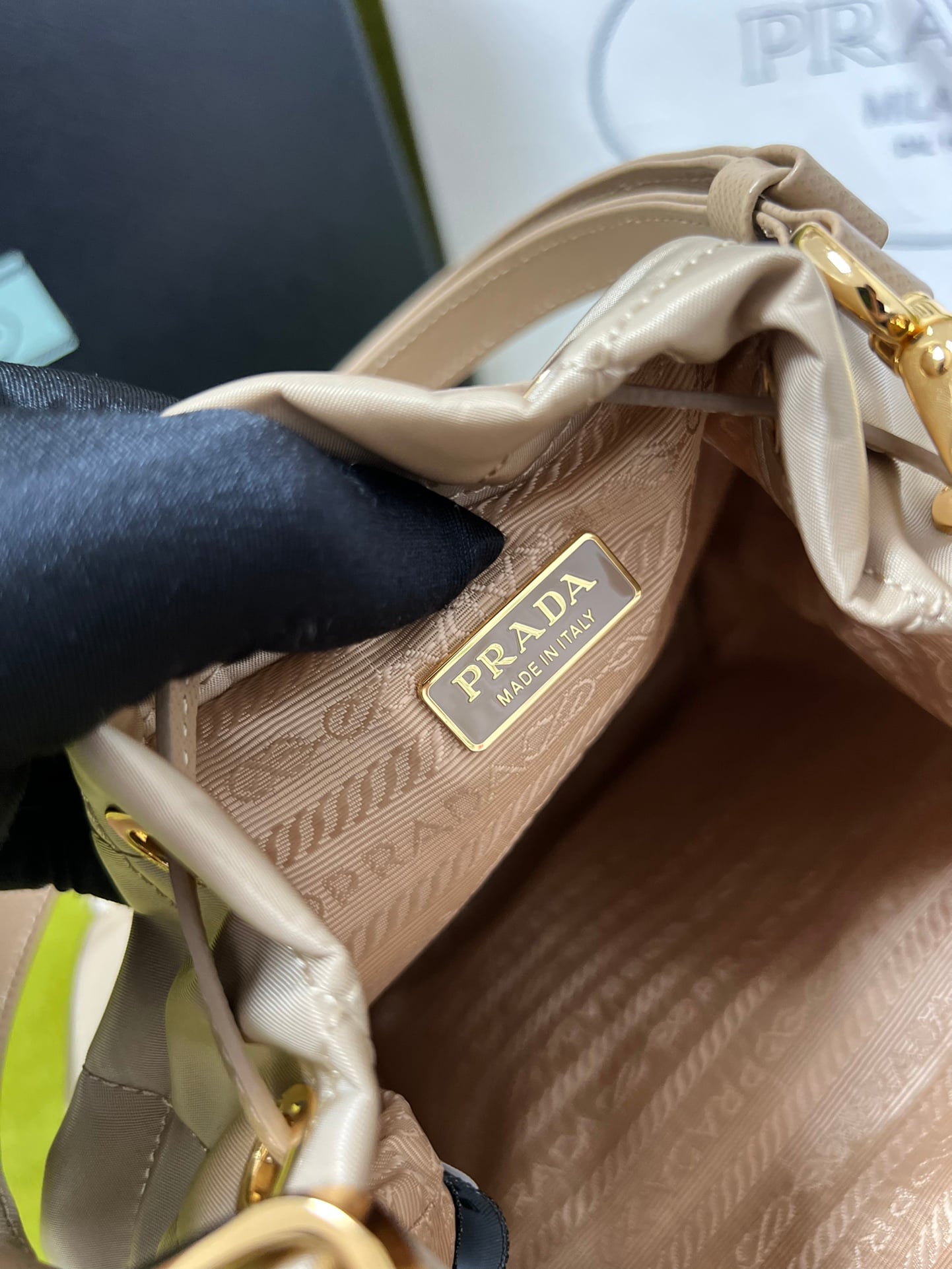 Bucket - 1BH038 - черный, золотистая фурнитура - 5A80A9 Prada 1BH038