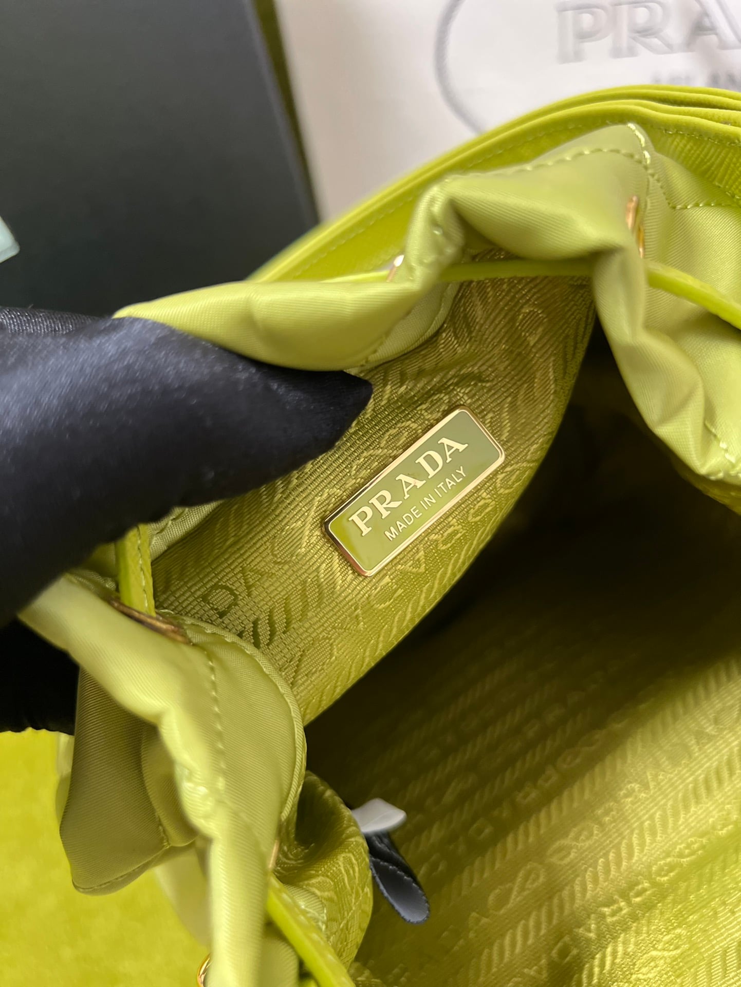 Bucket - 1BH038 - черный, золотистая фурнитура - FBD099 Prada 1BH038