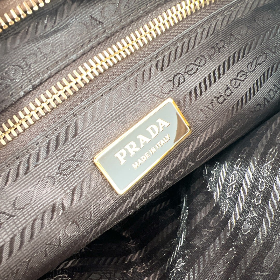 LuxSoft - 1BA439 - CAB0C2 Prada 1BA439