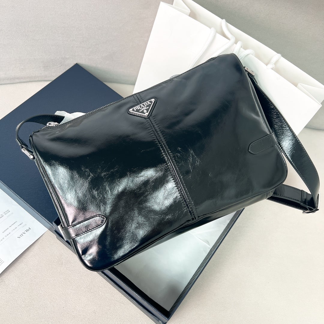 Shoulder Bag - 2VH187 - черный Prada 2VH187